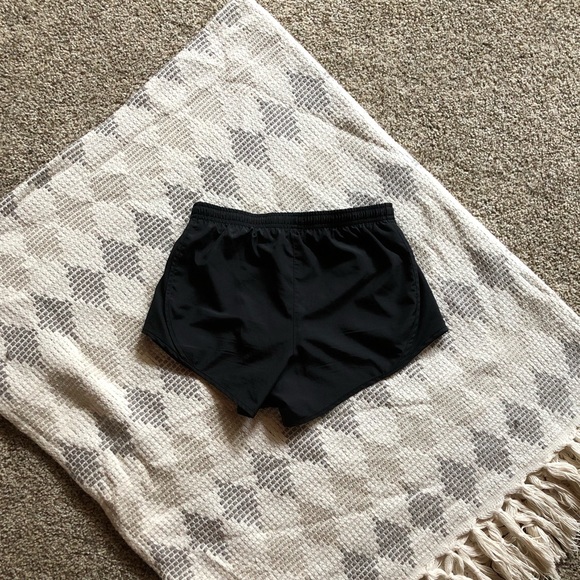 Nike dri-fit athletic shorts - Picture 2 of 6